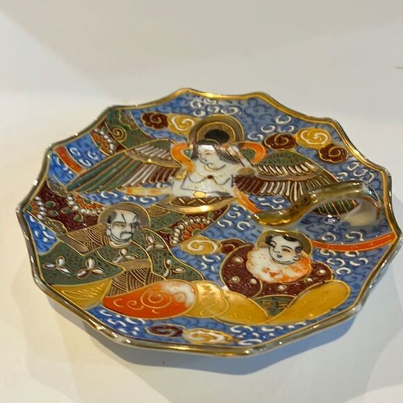 Nice Old Japanese Satsuma Nappy - Picture 1 of 4